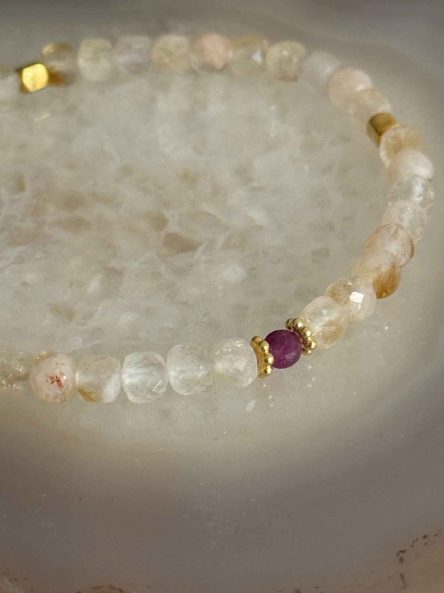 Citrine stone bracelet 4mm (Gold Vermeil)