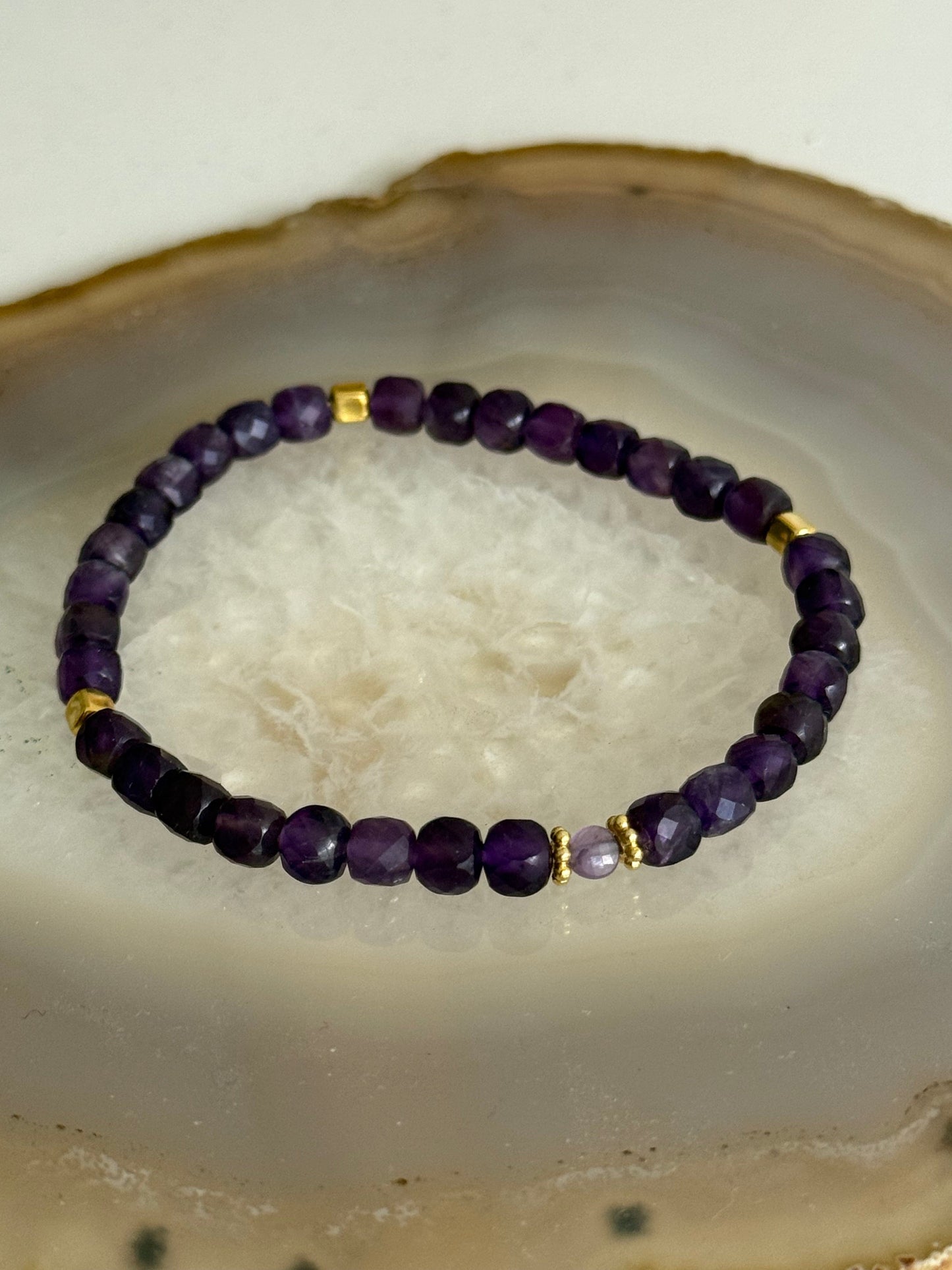 Amethyst Bracelet 4mm (GV)