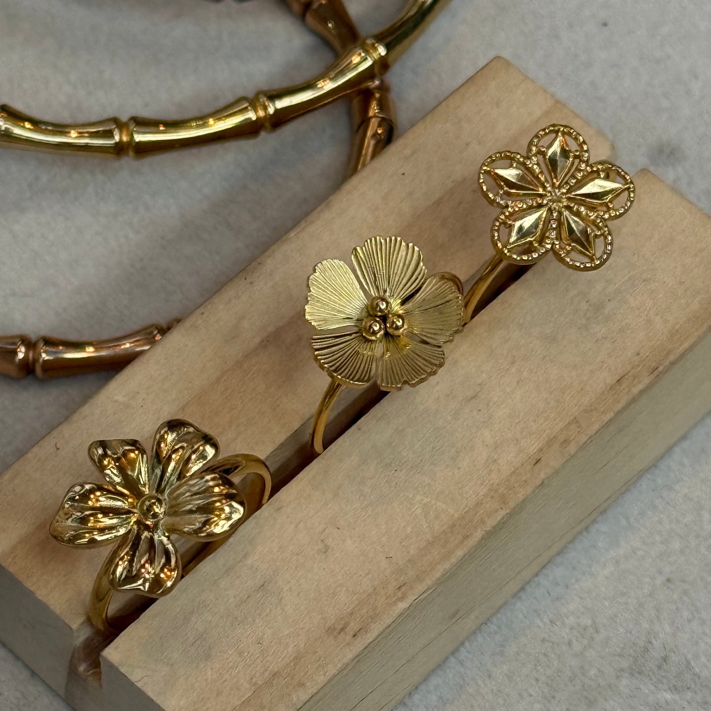 Flower Gold Ring