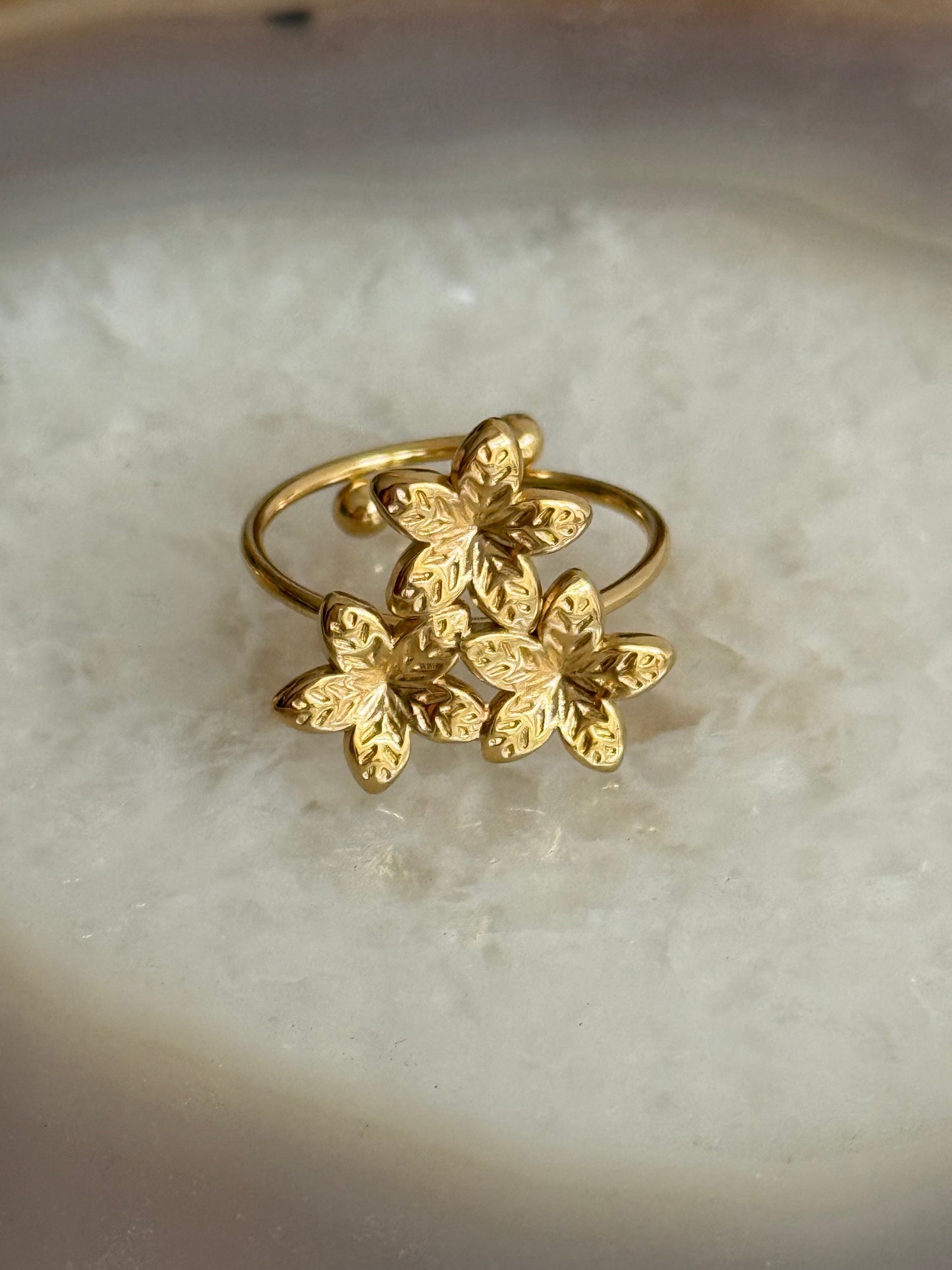 Caribe Trio Flower Gold Ring