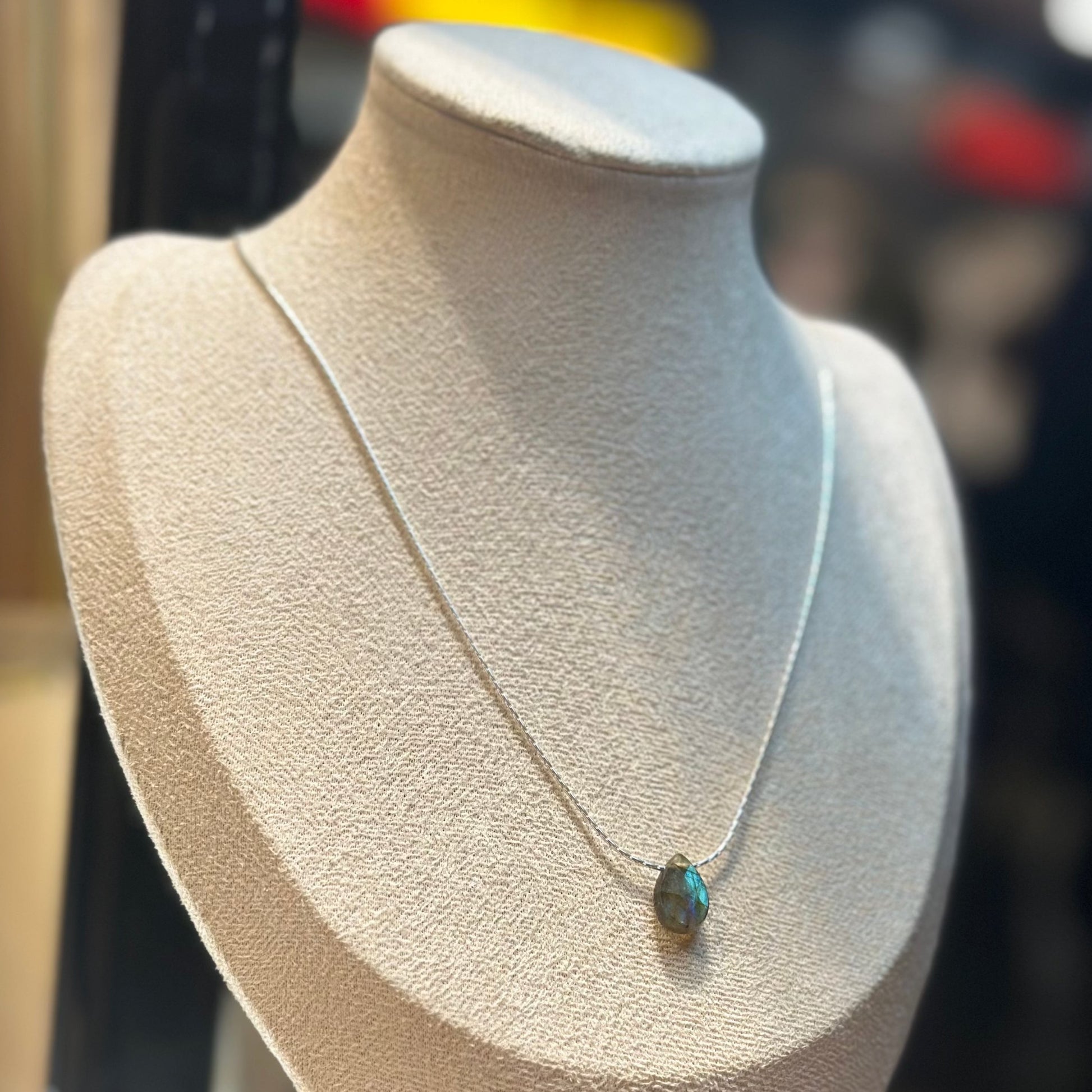 Labradorite Drop Necklace | Mi Cielo London
