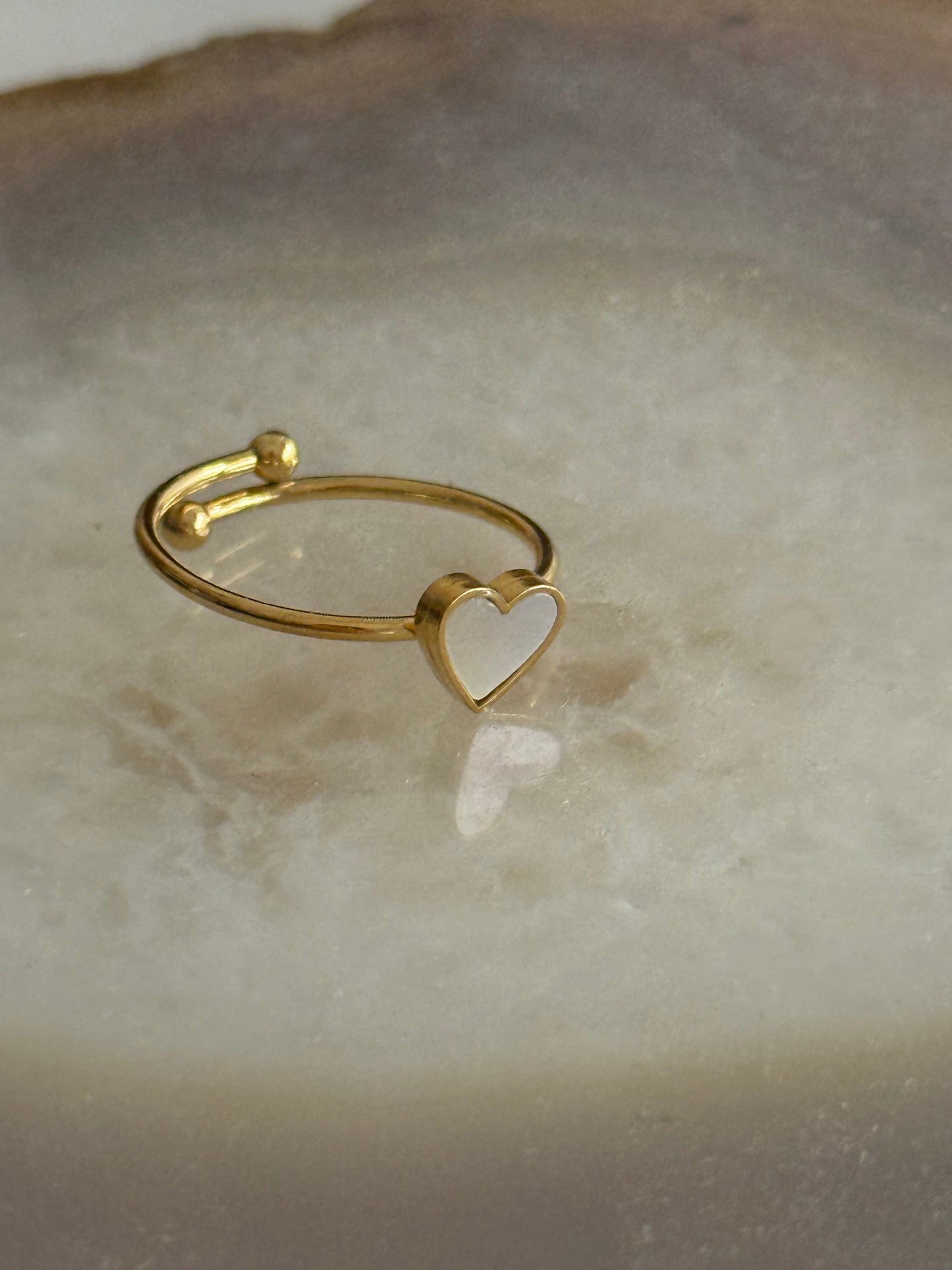 Mother Pearl Heart Gold Ring