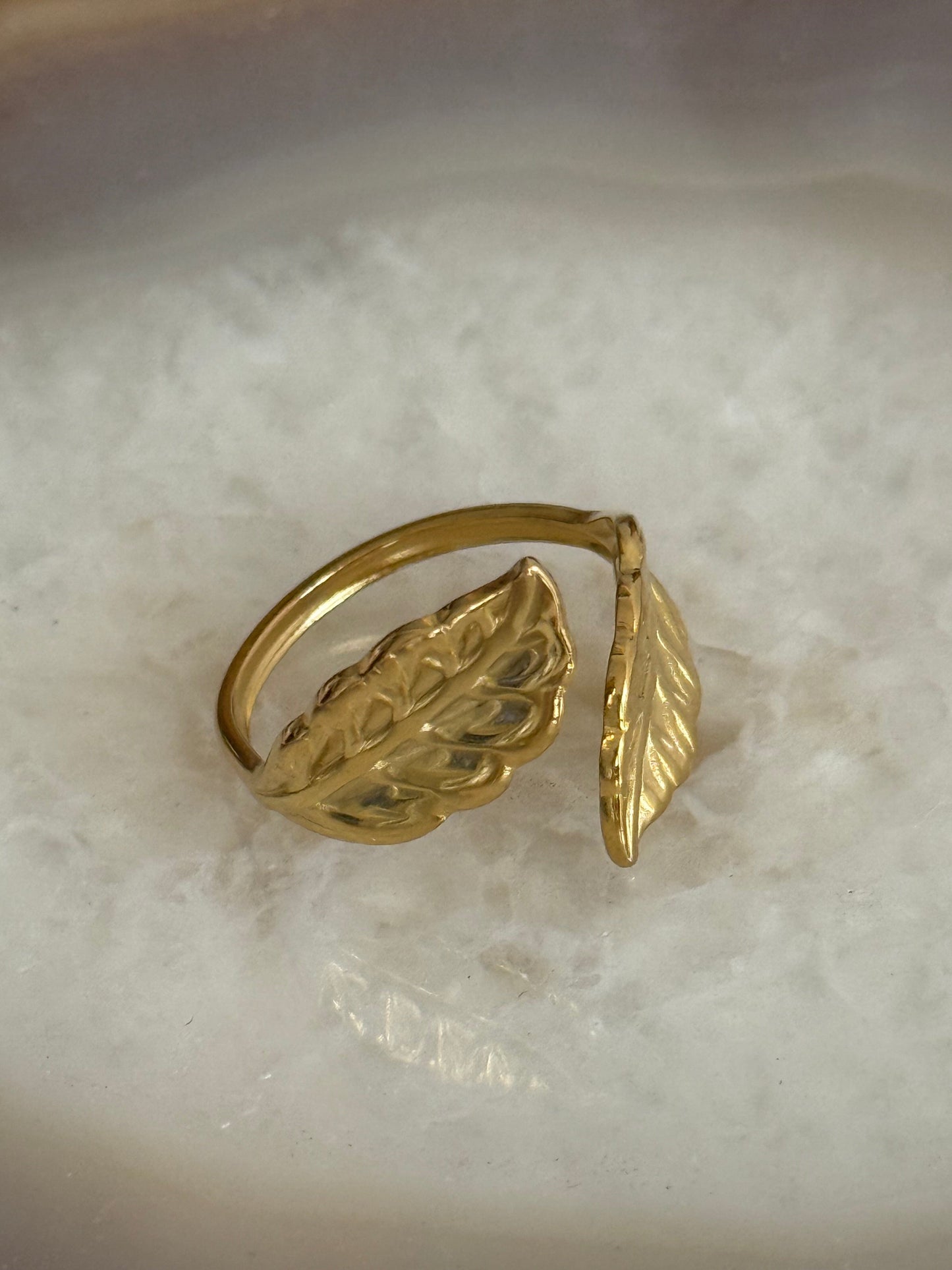 Caribe Leafs Gold Ring