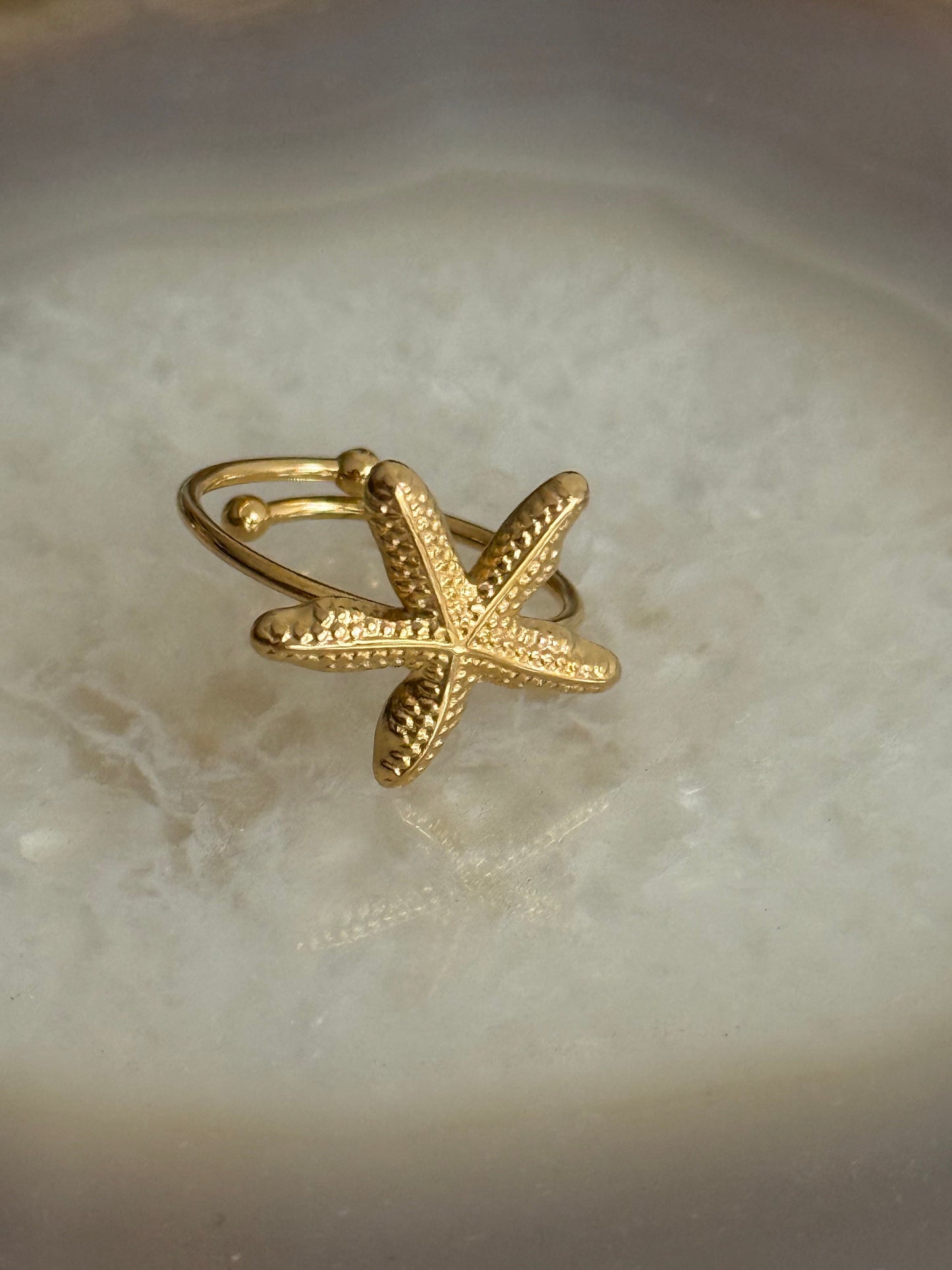 Caribe Starfish Textured Gold Ring
