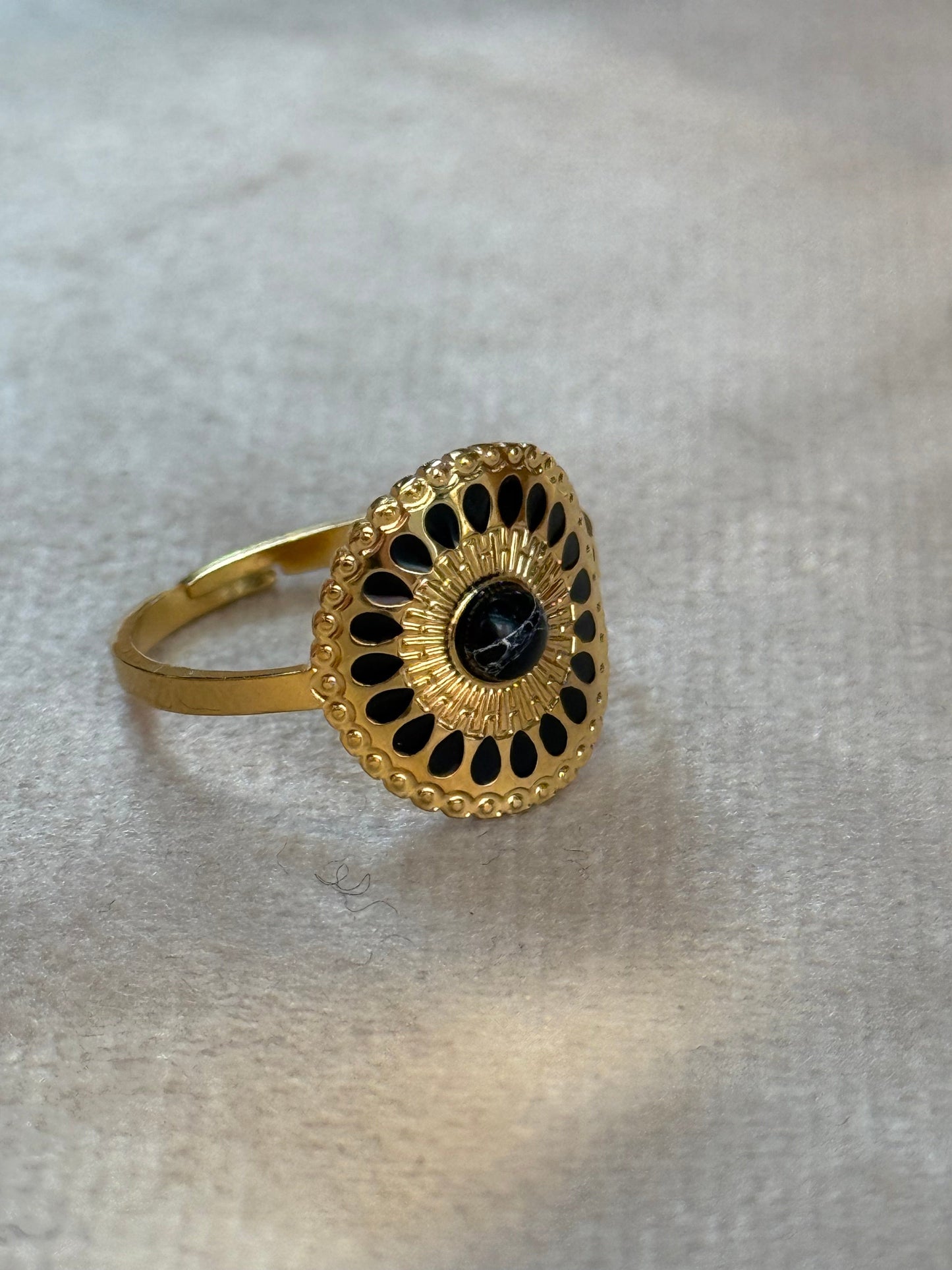 Black Sunburst Gold Ring