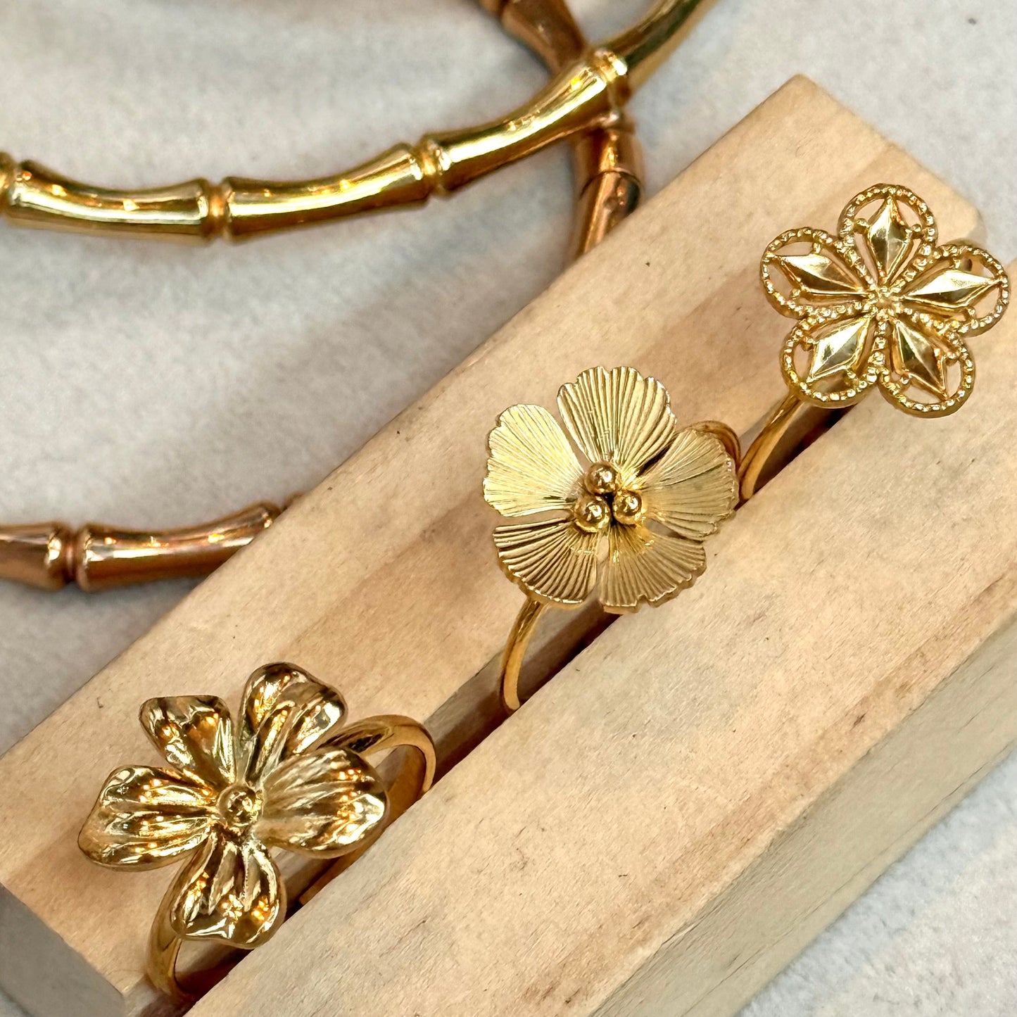 Flower Gold Ring