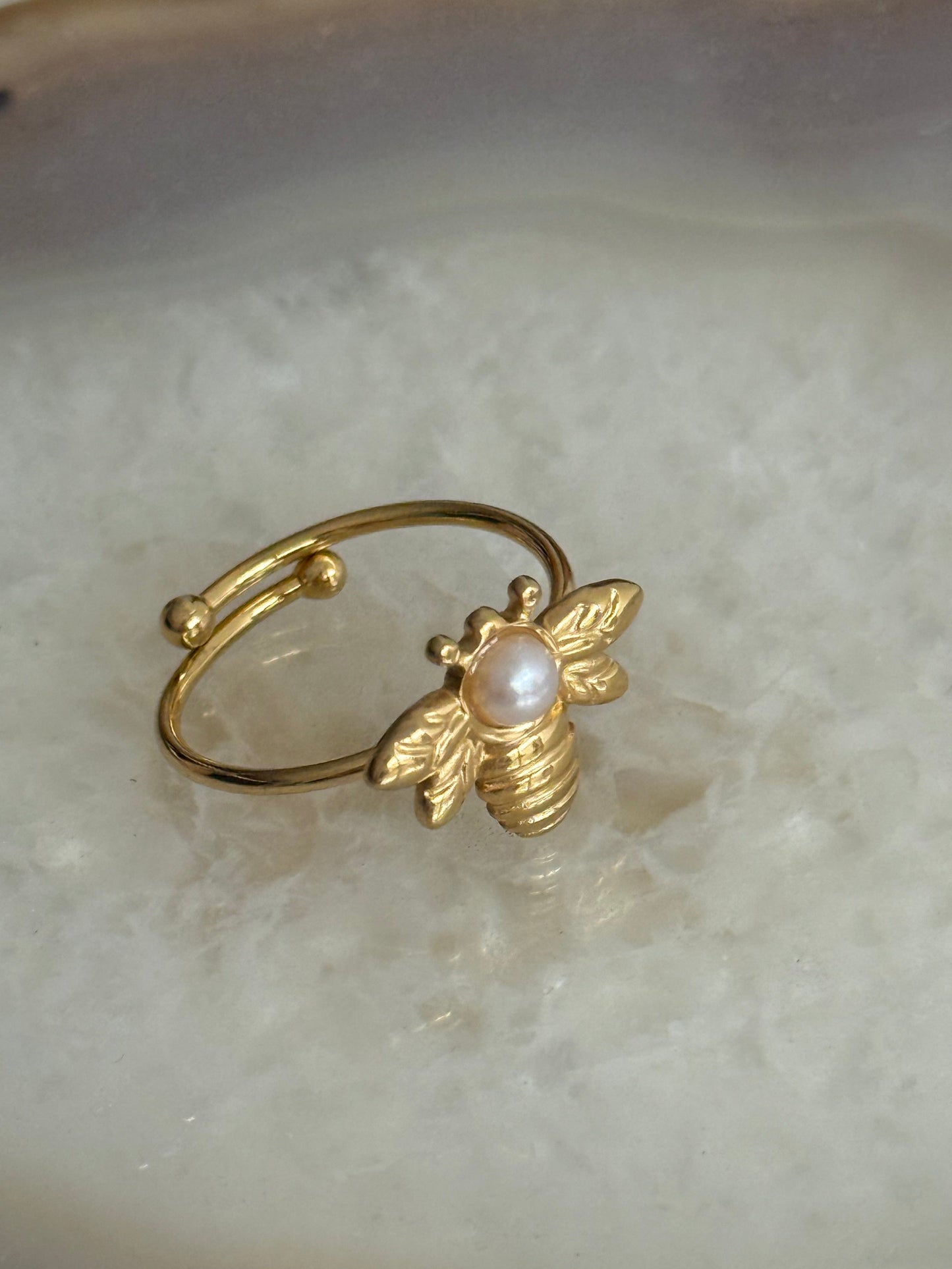 Caribe Bee with Pearl Gold Ring