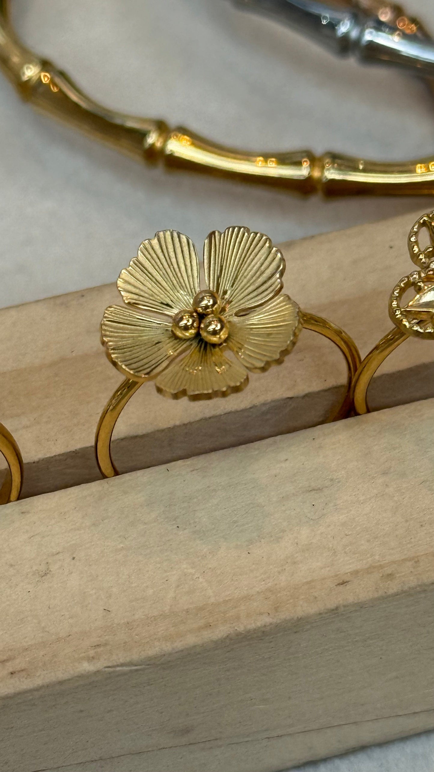 Flower Gold Ring
