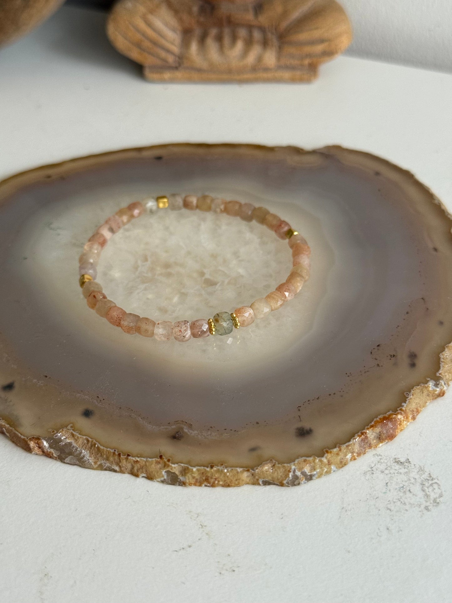 Sunstone and Peach Moonstone Bracelet (GV) Prehnite