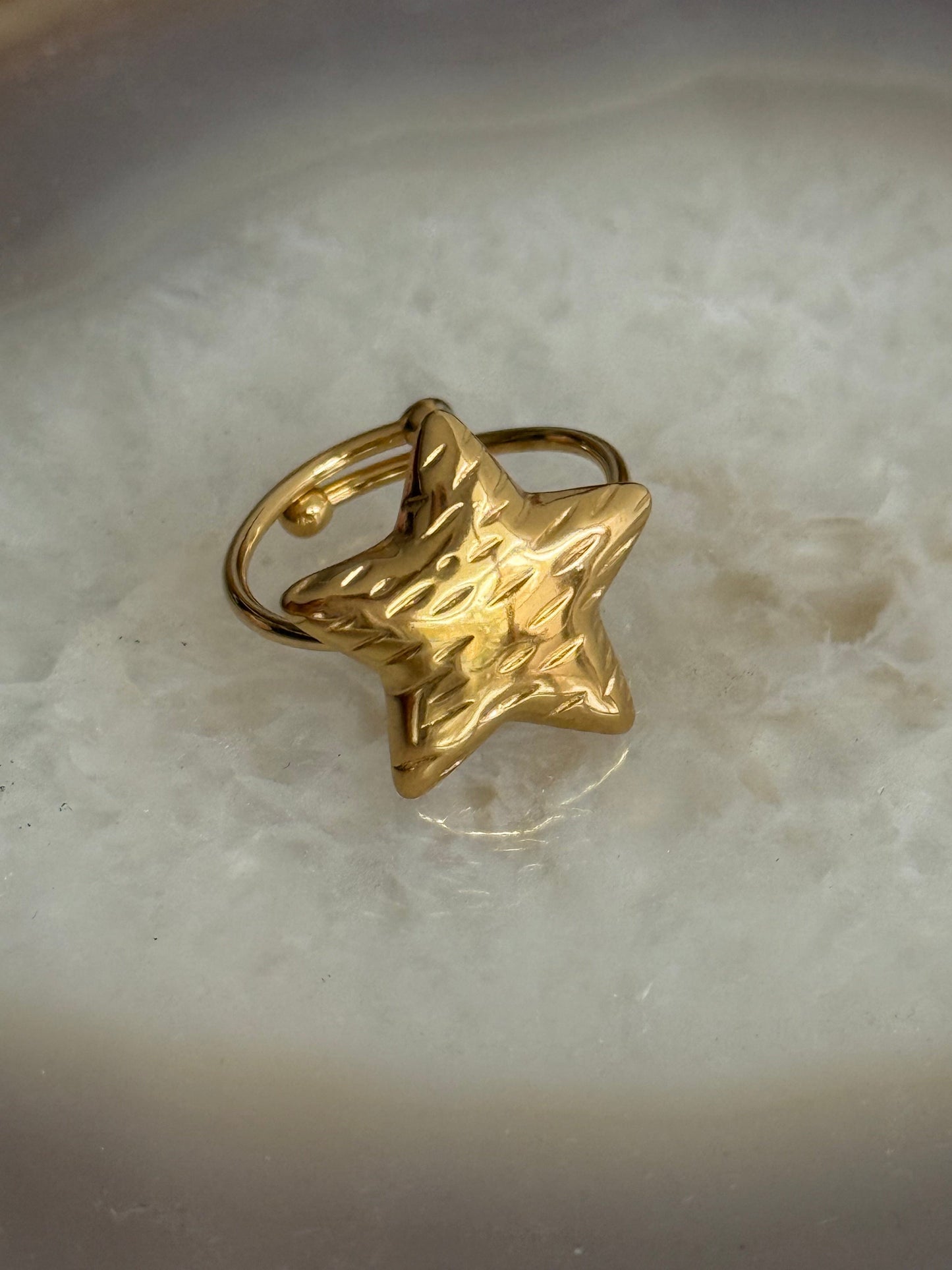 Caribe Starfish Curved Gold Ring