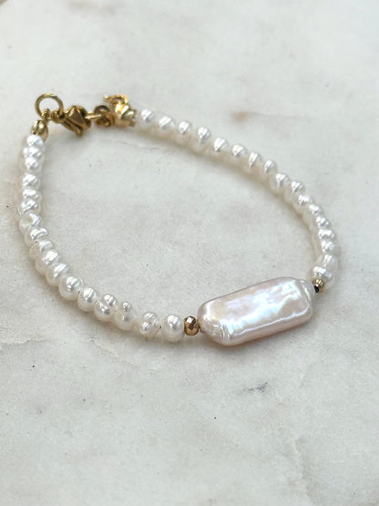 Pearl Bracelet Mother Pearl keishi, gold plated 18k