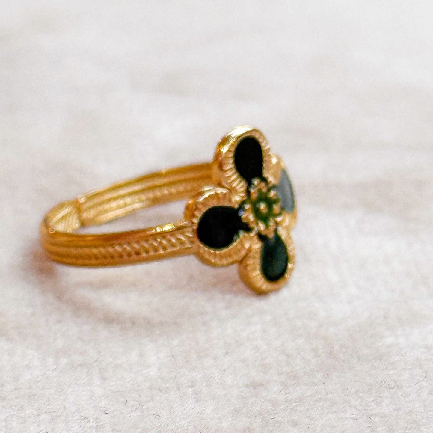Green Clover Enamel Gold Ring
