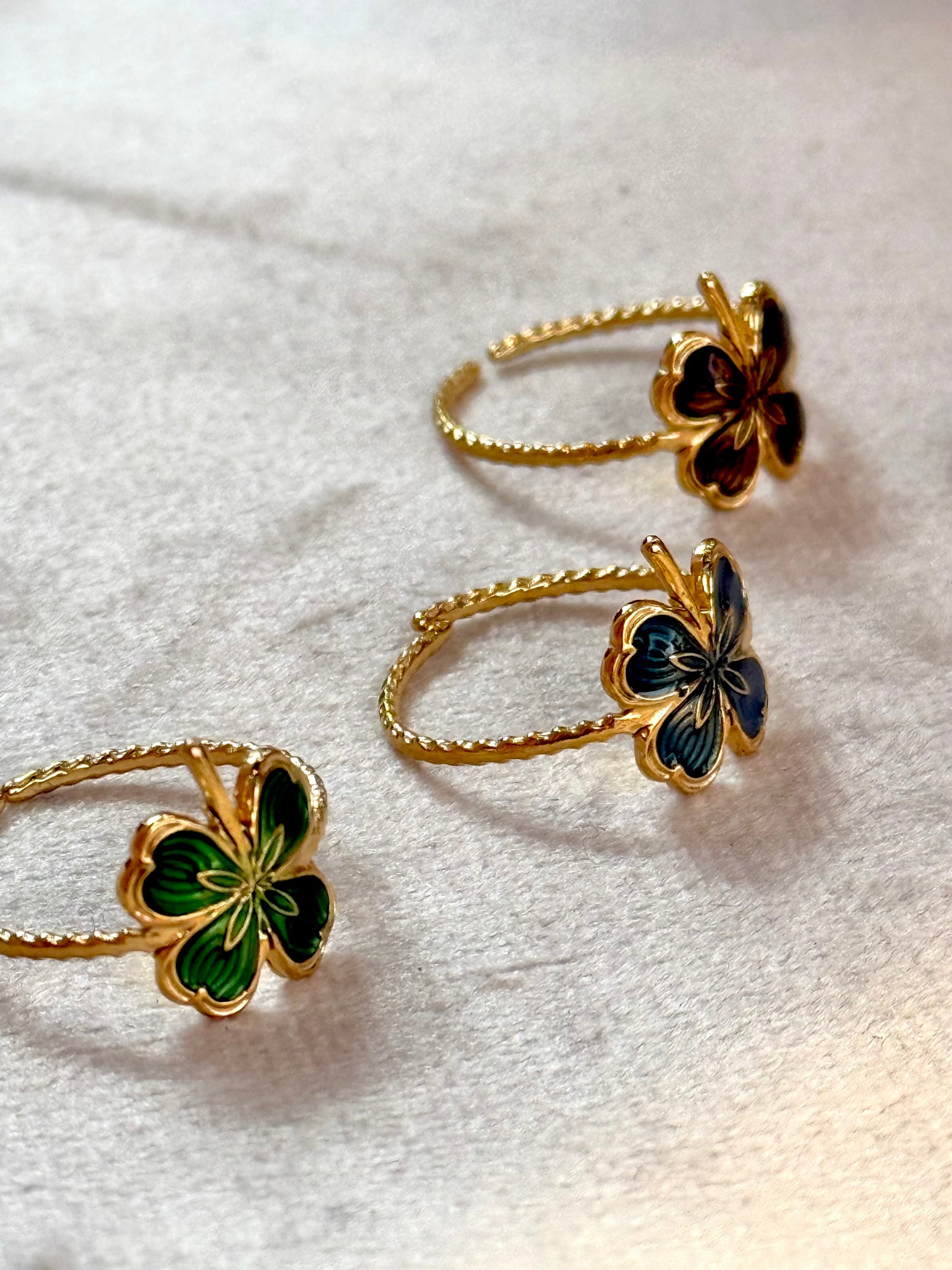 Clover Enamel Gold Ring (4 leaves)