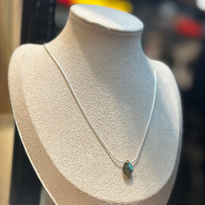 Labradorite Drop Necklace | Mi Cielo London