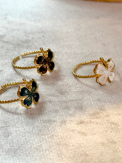 Blue Clover Enamel Gold Ring (4 Leaves)