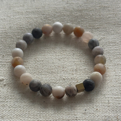 Bamboo Lace Agate Bracelet with Gold Square