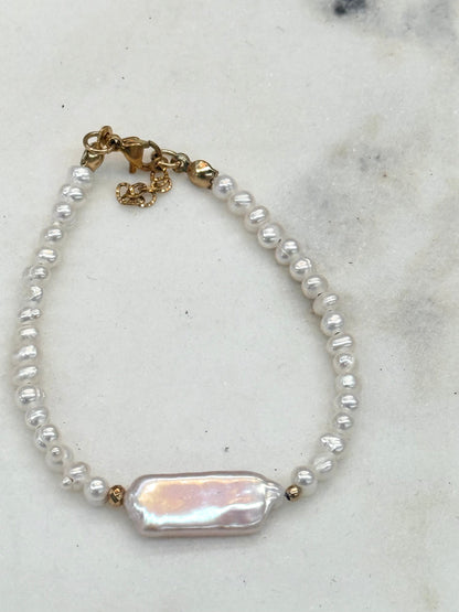 Pearl Bracelet Mother Pearl keishi, gold plated 18k