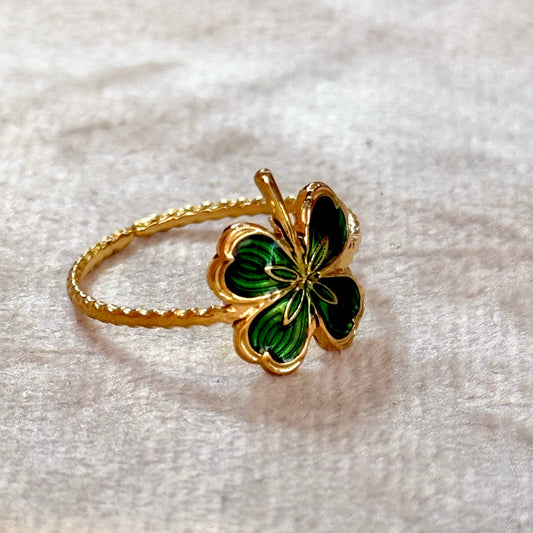 Green Clover Enamel Gold Ring (4 Leaves)