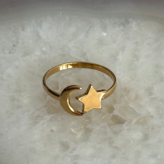 Caribe Moon and Star Gold Ring