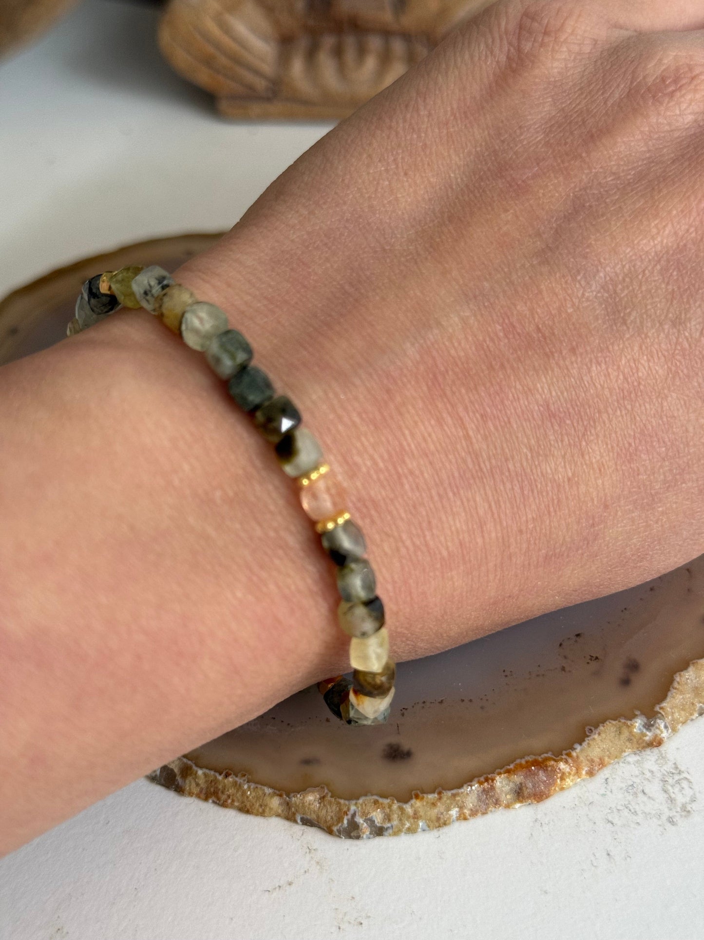 Prehnite Bracelet 4mm (GV)