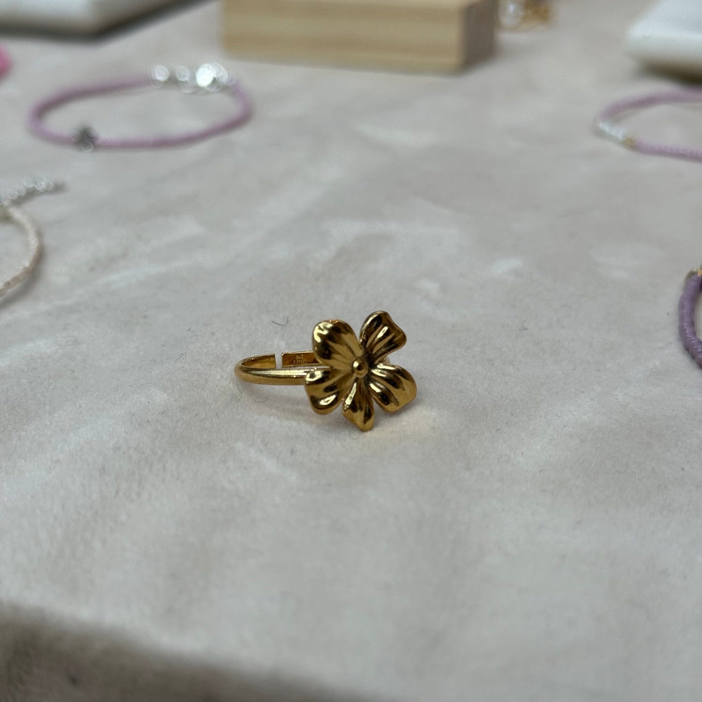 Flower Gold Ring