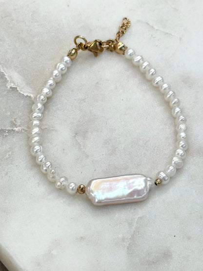 Pearl Bracelet Mother Pearl keishi, gold plated 18k