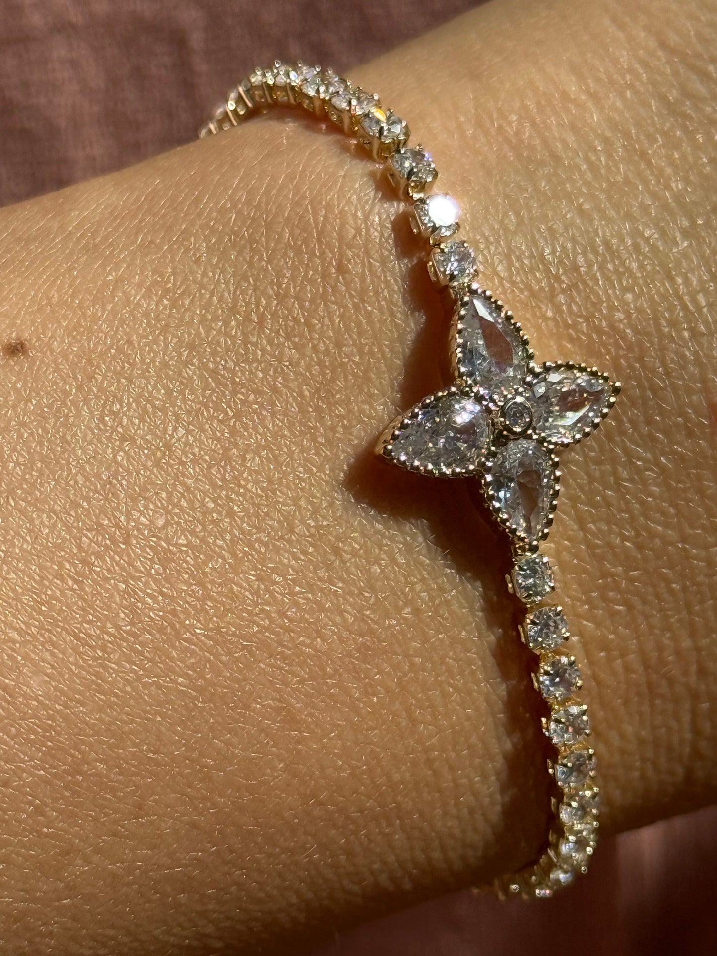 Clover Large Bracelet Adjustable - Cubic Zirconia