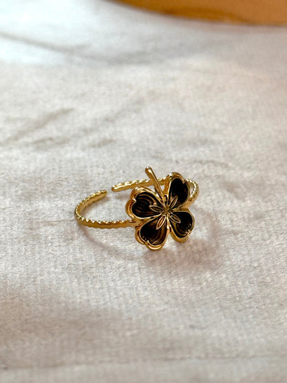 Brown Clover Enamel Gold Ring (4 leaves)