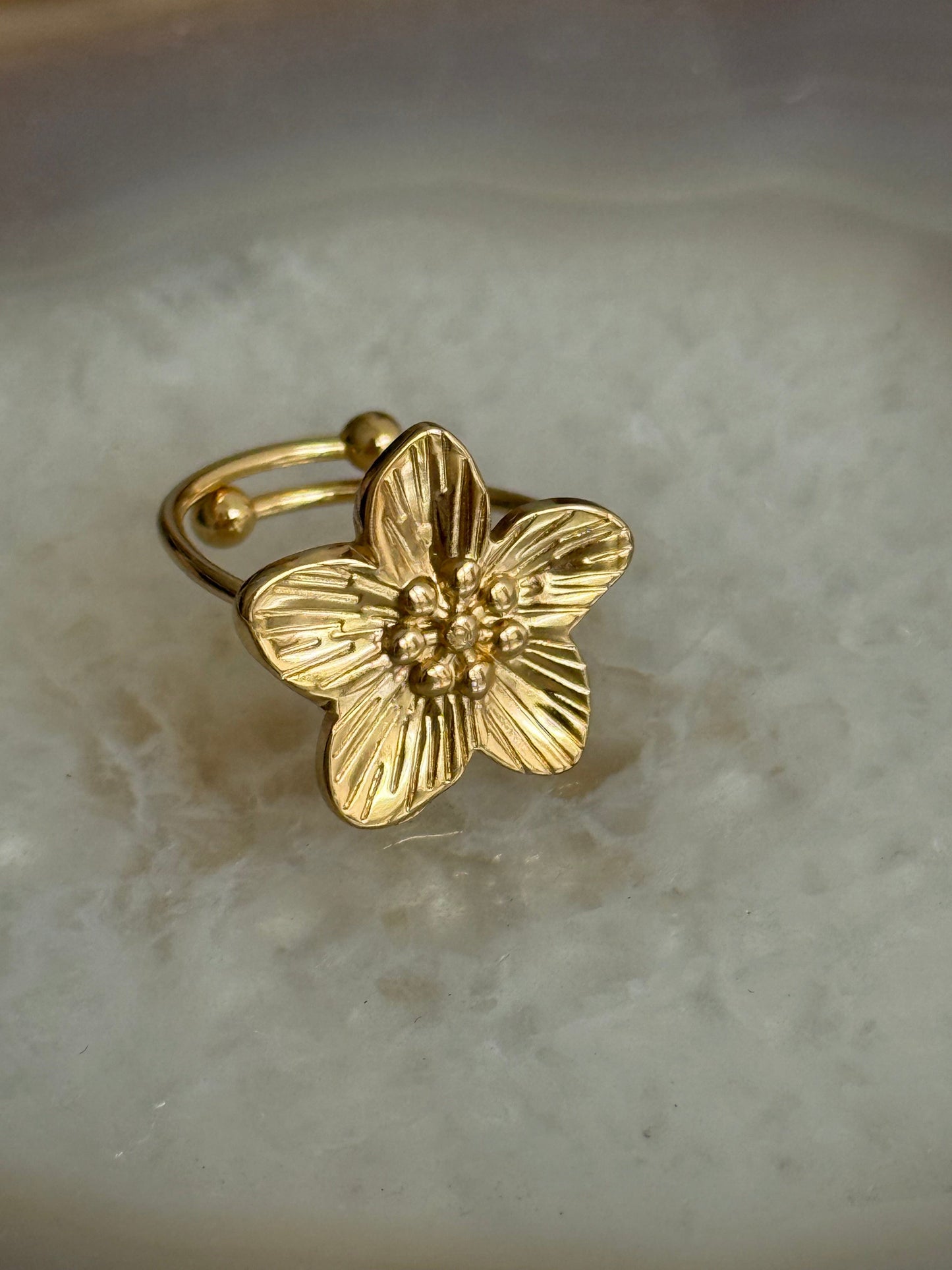 Caribe Flower Beads Gold Ring