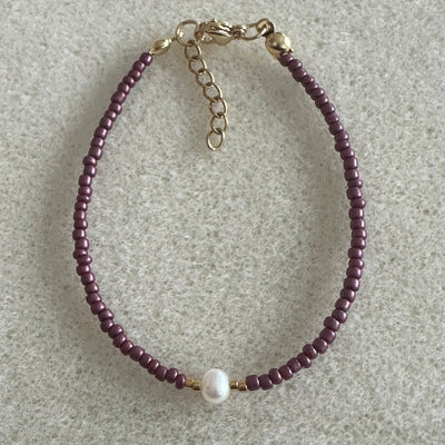 Mimi Burgundy Pearl Gold Bracelet