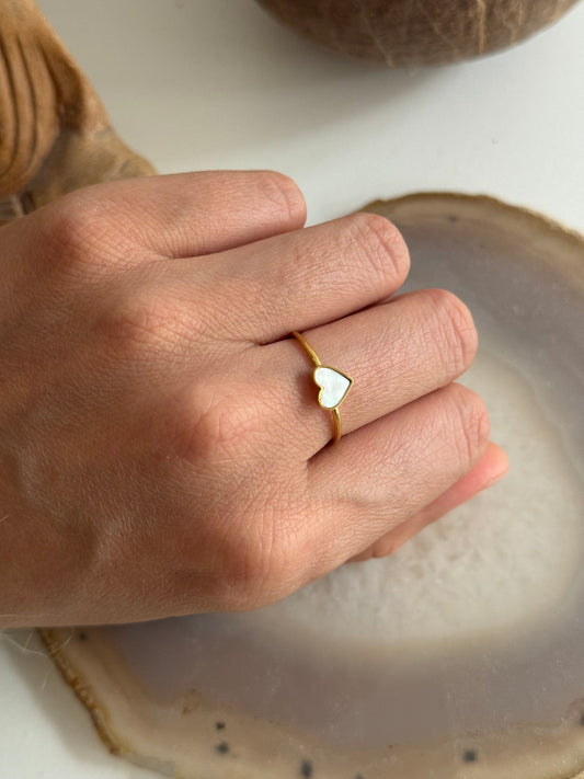 Mother Pearl Heart Gold Ring