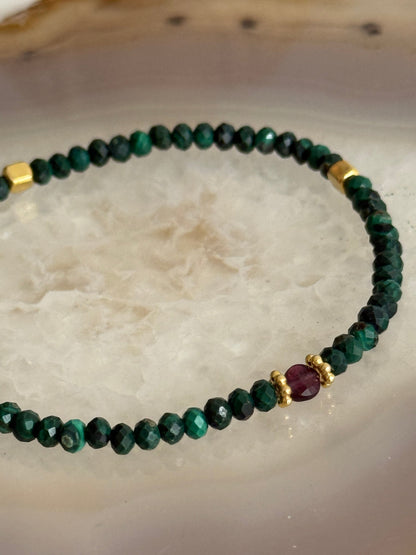 Malachite Bracelet and Garnet Stone (Gold Vermeil)