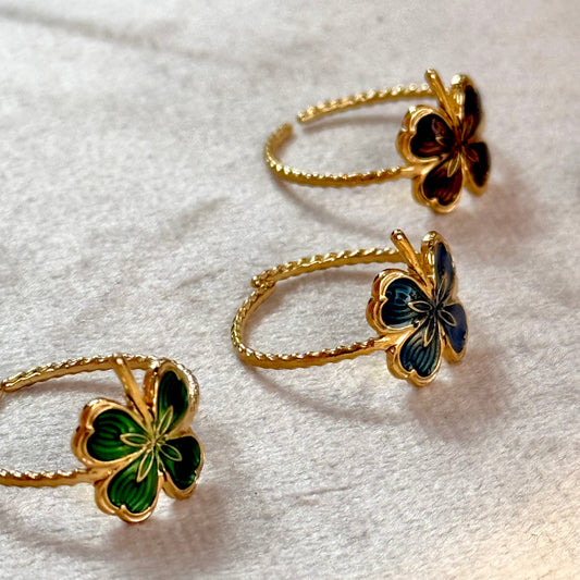 Blue Clover Enamel Gold Ring (4 Leaves)