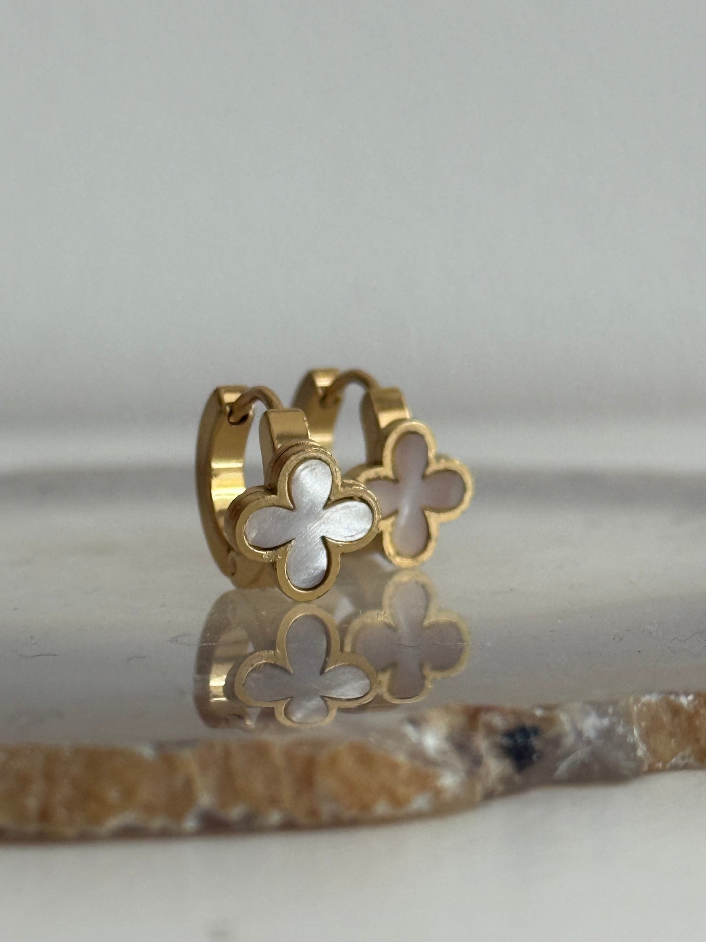 White Flower Gold Hoops (Stainless steel)
