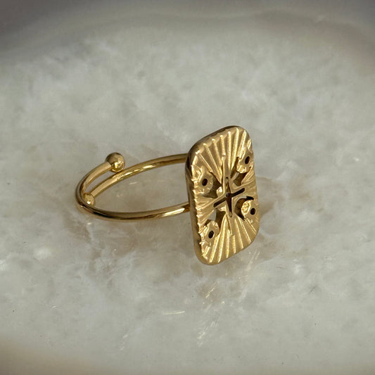 Caribe Cross Card Gold Ring