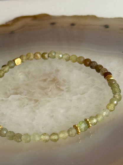 Peridot faceted stones Bracelet (Gold Vermeil)