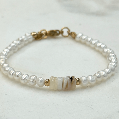 Pearl Bracelet with Sea Shells
