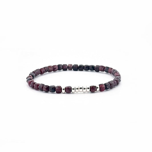 Garnet Bracelet Square 4mm