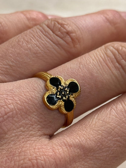 Black Clover Enamel Gold Ring