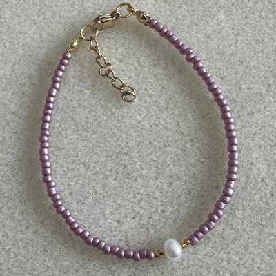 Lilac Rocaille and Pearl Bracelet