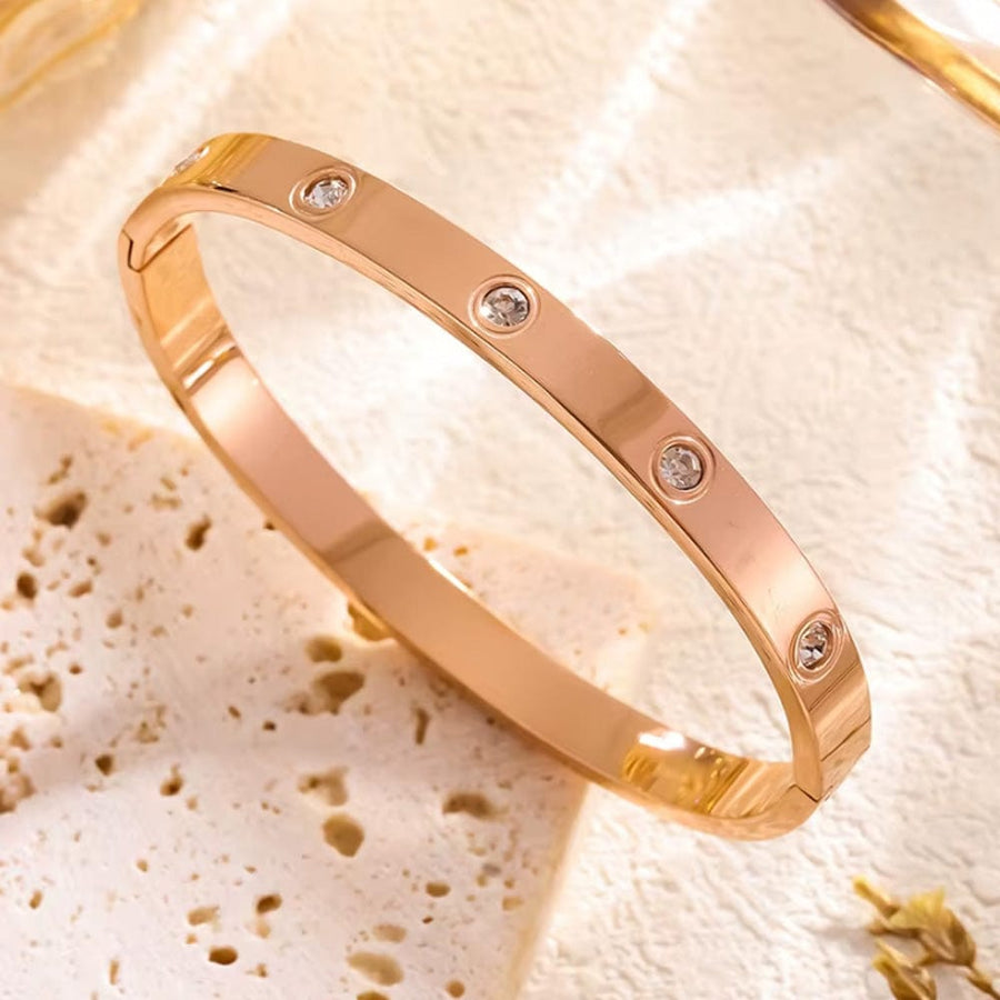 Marilyn Gold Bangle