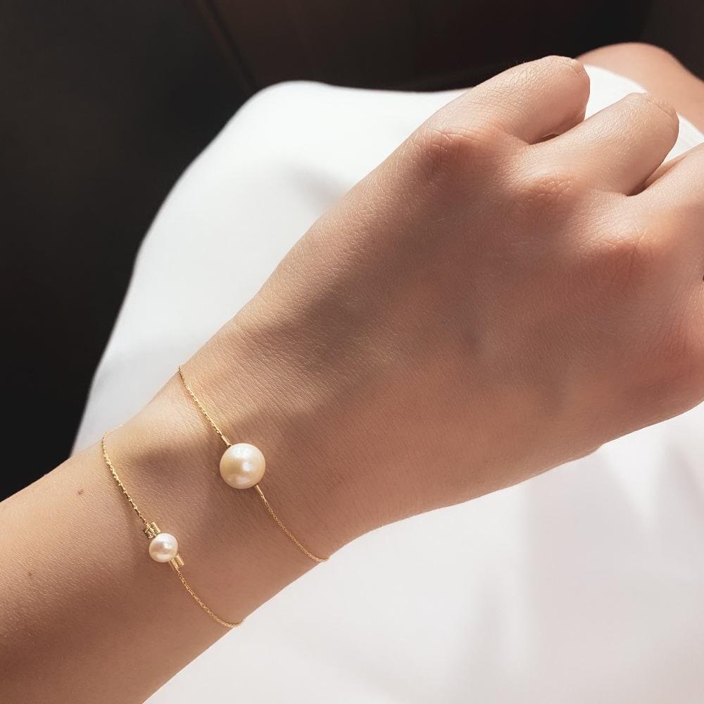 Pearl bracelet