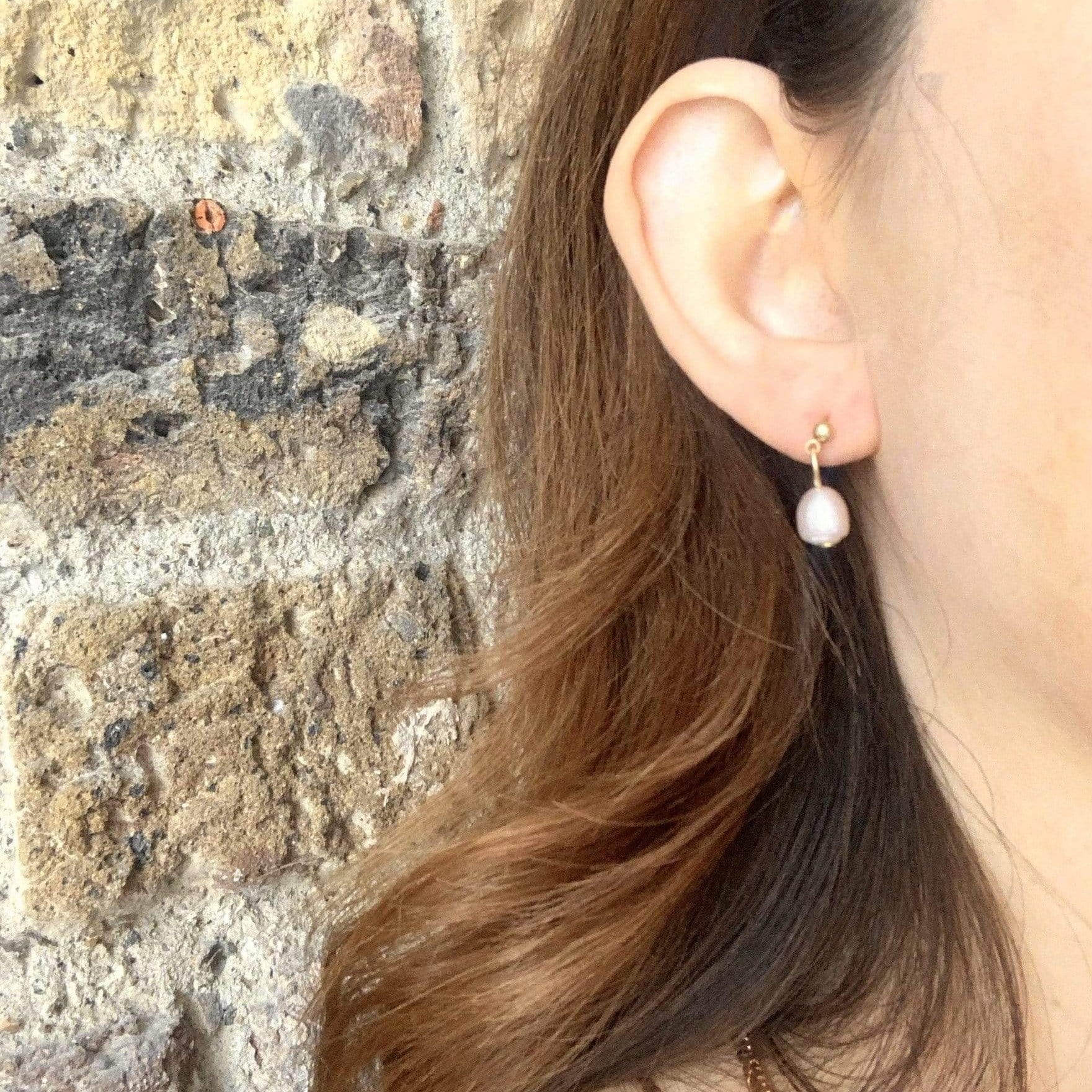 Pink Pearl earrings with gold studs