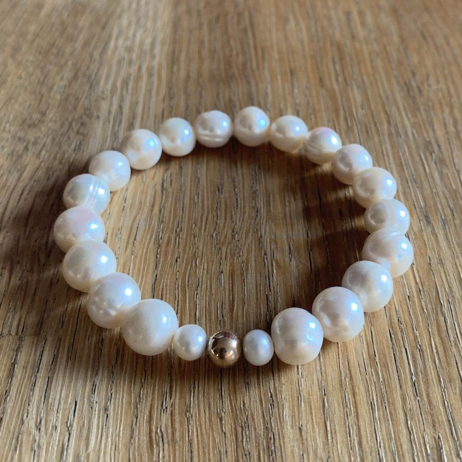 Pearl bracelet with 9k gold