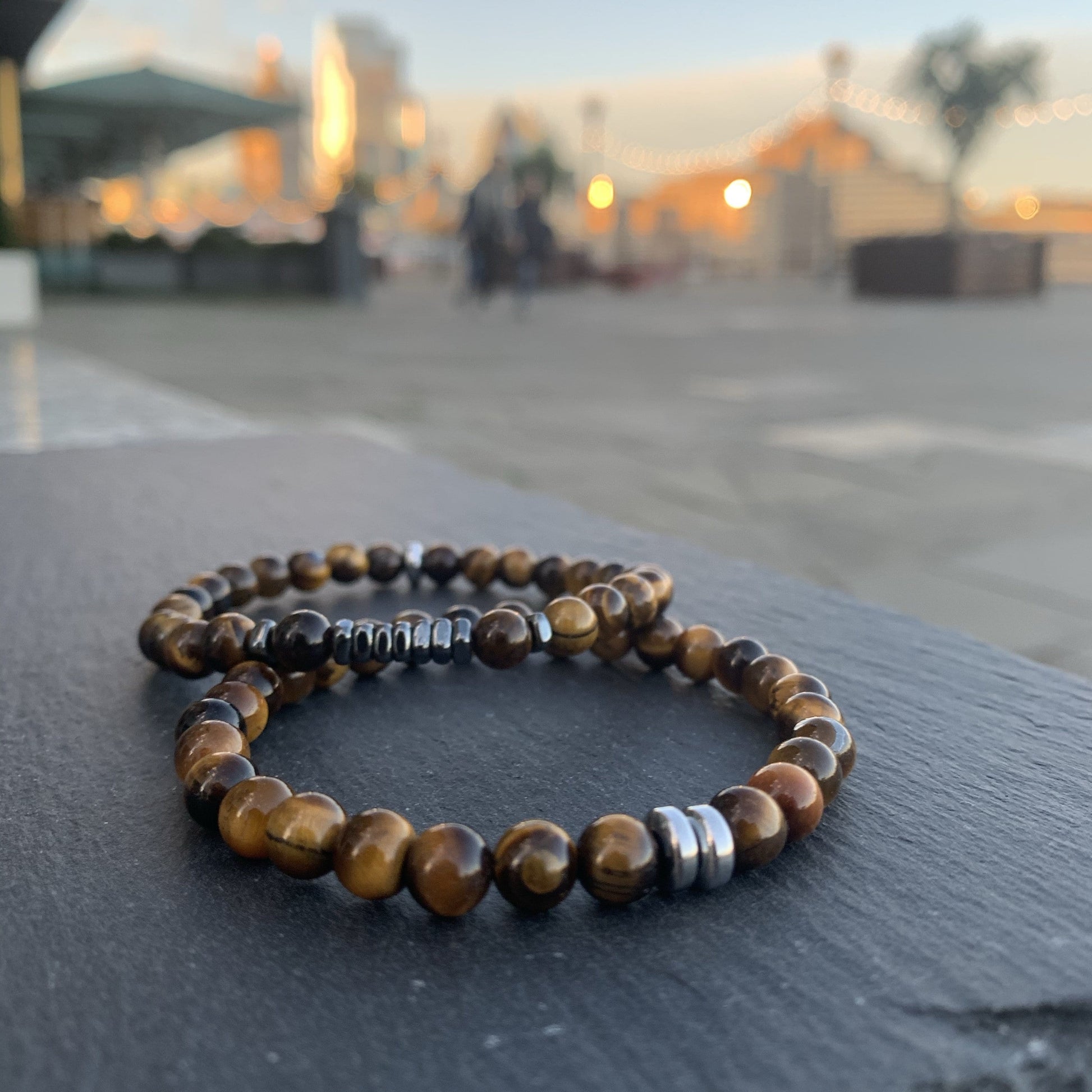 Tiger eye bracelet with square hematite disks 6 mm