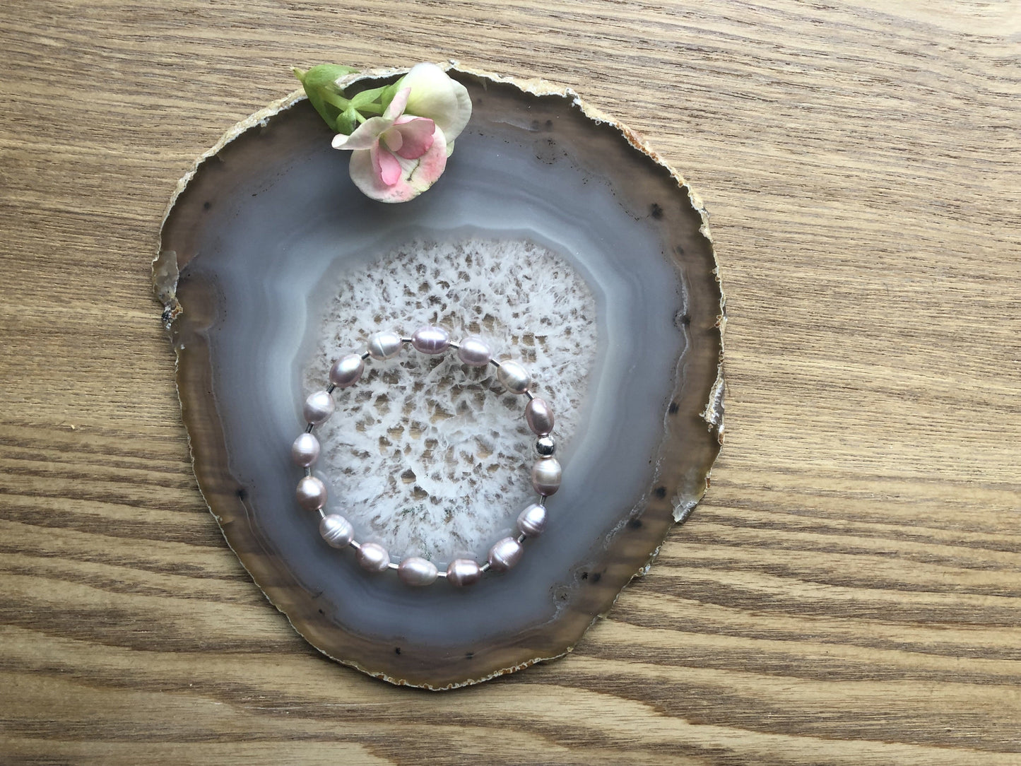 Pearl bracelet with sterling silver