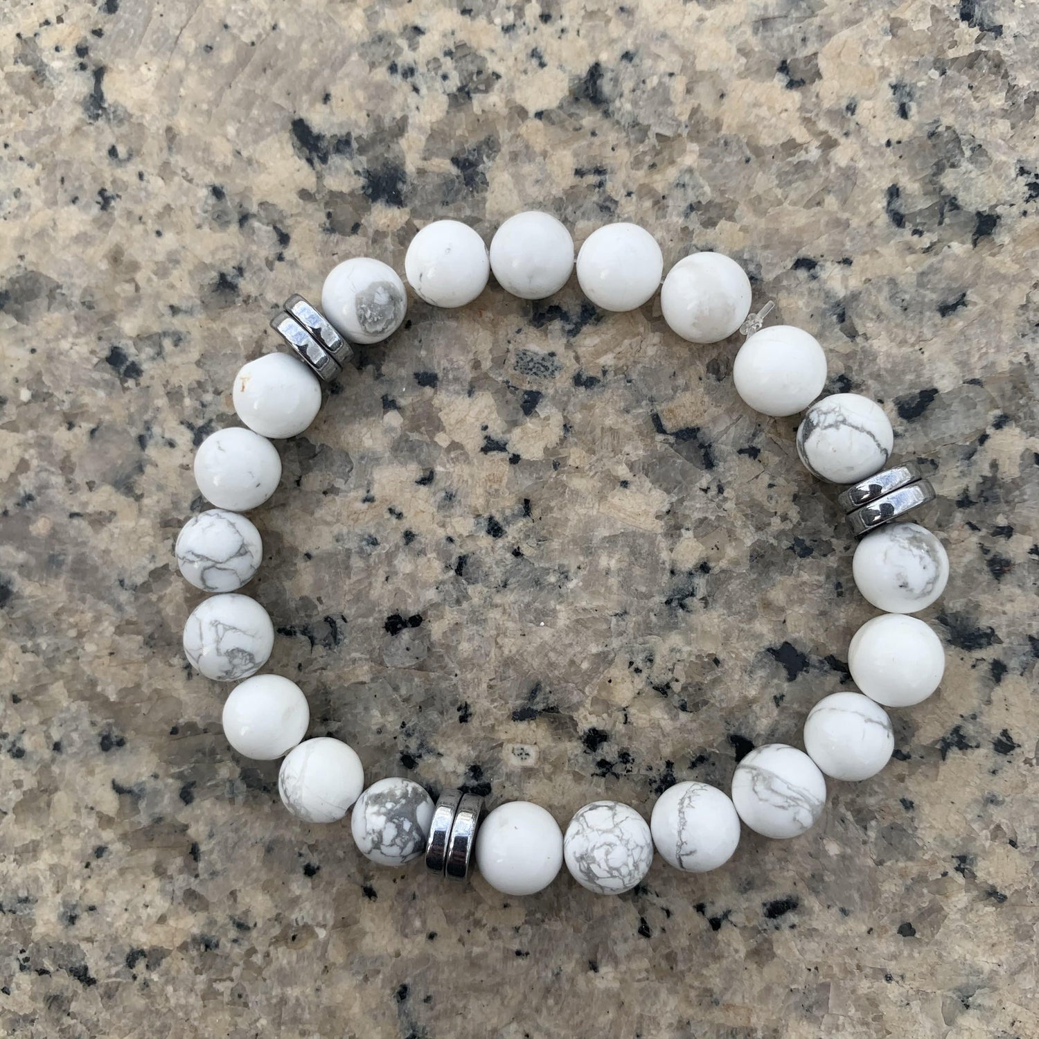 White Howlite Bracelet with duo 
disk hematite