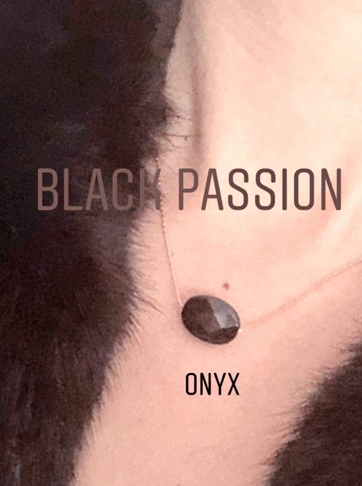 the Black onyx necklace